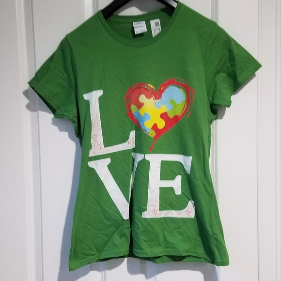 Port and Company Tops - 🔴   NWT Love Statement Tee  🔴